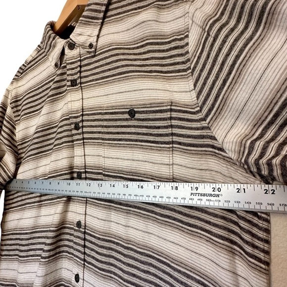 North River Long Sleeve Button Down Men's Size Large - Picture 5 of 7